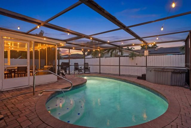 8404 43RD AVENUE TERRACE W, Bradenton, FL 34209