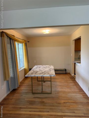 29276 Hoover Road, Warren, MI 48093
