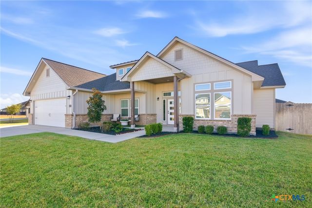 103 Beacon Lane, Victoria, TX 77904