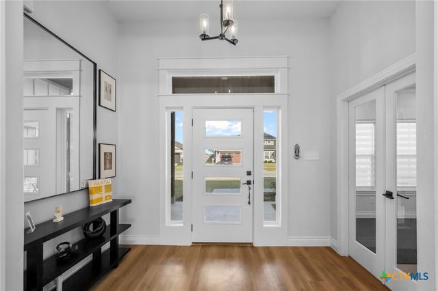 103 Beacon Lane, Victoria, TX 77904