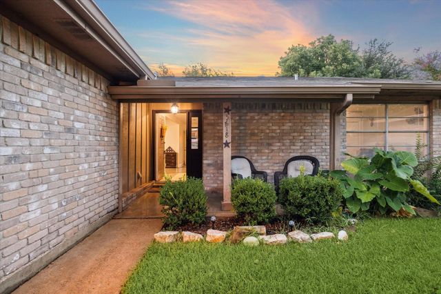 5618 Village Way Drive, Katy, TX 77493