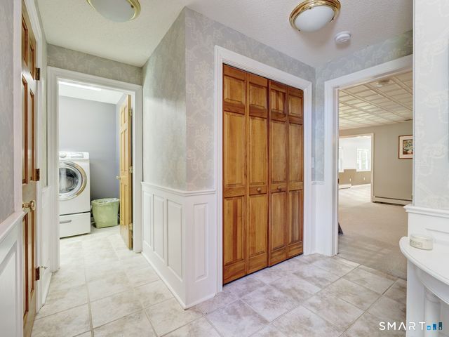 35 Woodsedge Court, Berlin, CT 06037