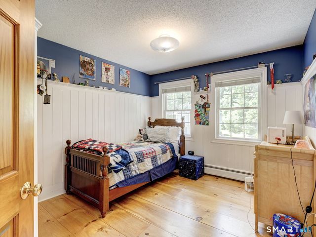 35 Woodsedge Court, Berlin, CT 06037