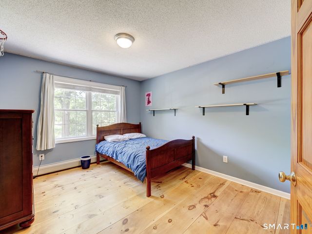 35 Woodsedge Court, Berlin, CT 06037