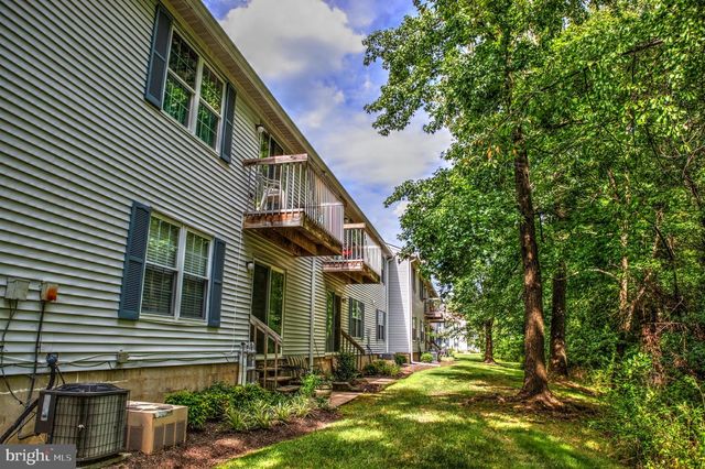 26 CORAL TREE CT, Lawrenceville, NJ 08648