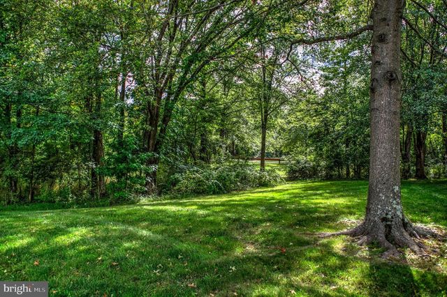 26 CORAL TREE CT, Lawrenceville, NJ 08648