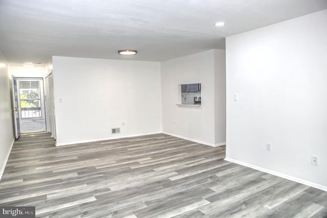 26 CORAL TREE CT, Lawrenceville, NJ 08648