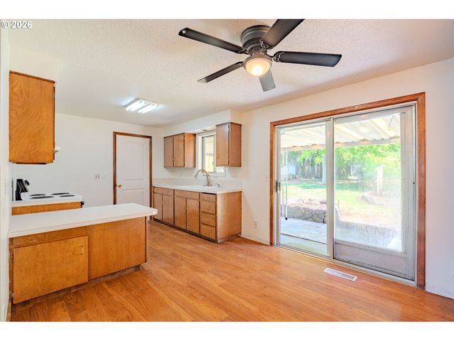 11104 Ne 46TH St, Vancouver, WA 98682
