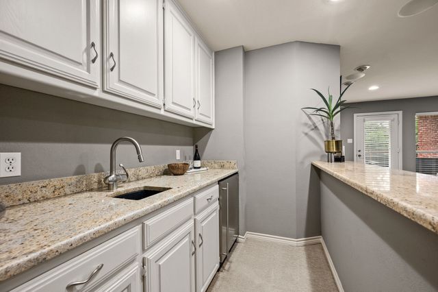 2108 Stonehaven Drive, Colleyville, TX 76034