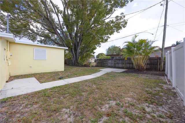 1816 Paul ST, Fort Myers, FL 33901