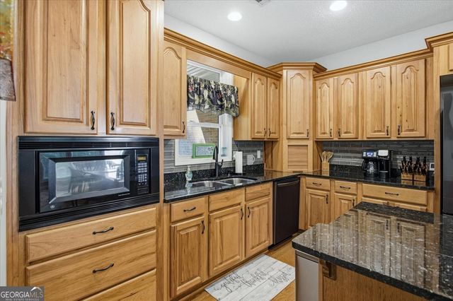 100 Laurelwood Drive, Jackson, GA 30233