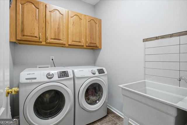 100 Laurelwood Drive, Jackson, GA 30233