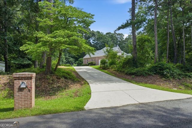 100 Laurelwood Drive, Jackson, GA 30233