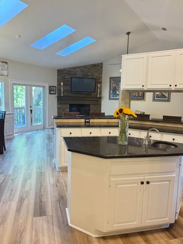 371 Milestone Drive, Tallahassee, FL 32312