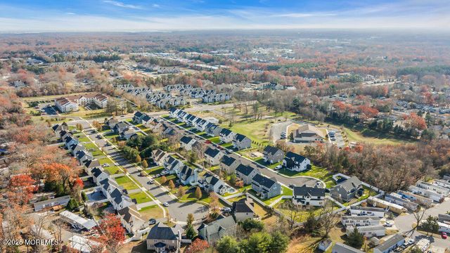 122 Arch Way, Toms River, NJ 08755