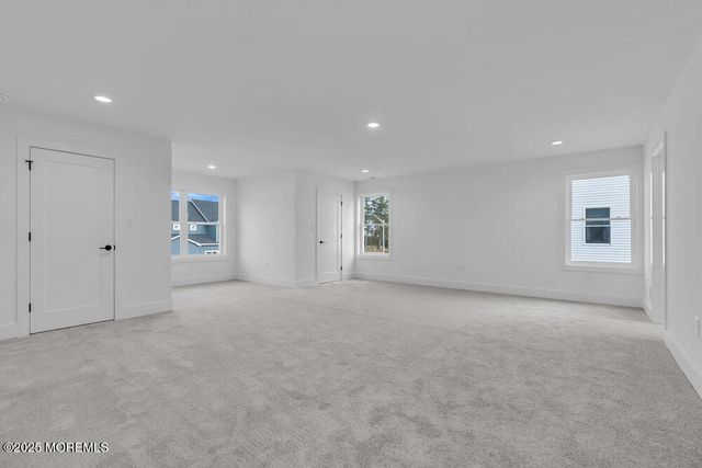 122 Arch Way, Toms River, NJ 08755