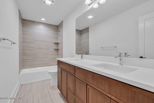 122 Arch Way, Toms River, NJ 08755