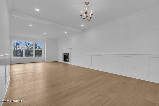 122 Arch Way, Toms River, NJ 08755