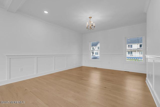 122 Arch Way, Toms River, NJ 08755