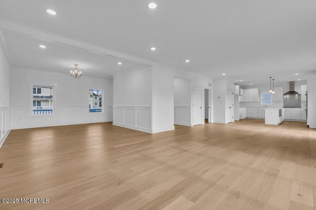 122 Arch Way, Toms River, NJ 08755