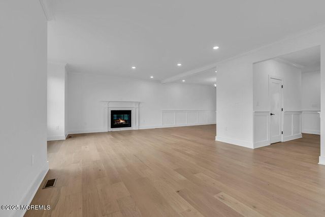 122 Arch Way, Toms River, NJ 08755