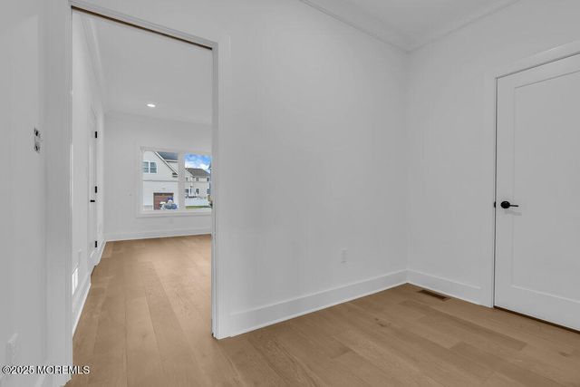 122 Arch Way, Toms River, NJ 08755