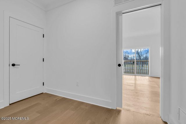 122 Arch Way, Toms River, NJ 08755