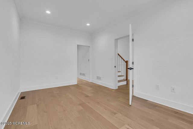 122 Arch Way, Toms River, NJ 08755