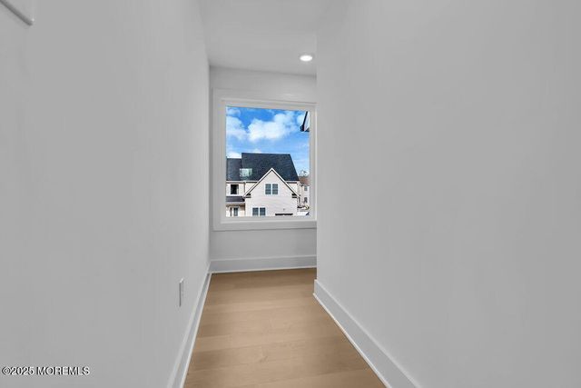 122 Arch Way, Toms River, NJ 08755