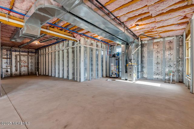 122 Arch Way, Toms River, NJ 08755