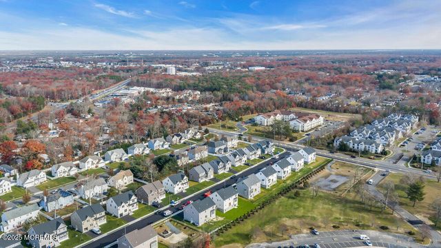 122 Arch Way, Toms River, NJ 08755