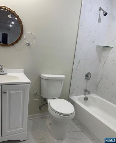 68 Arch Street, Paterson, NJ 07522