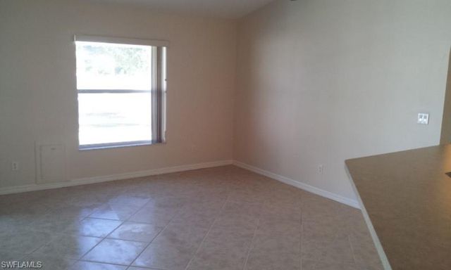 2733 SW 11th PL, Cape Coral, FL 33914