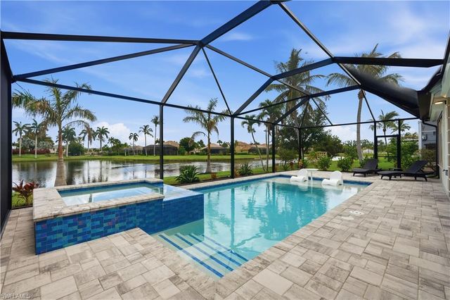 14871 Laguna DR, Fort Myers, FL 33908