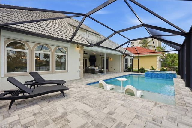 14871 Laguna DR, Fort Myers, FL 33908