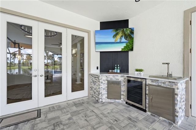 14871 Laguna DR, Fort Myers, FL 33908