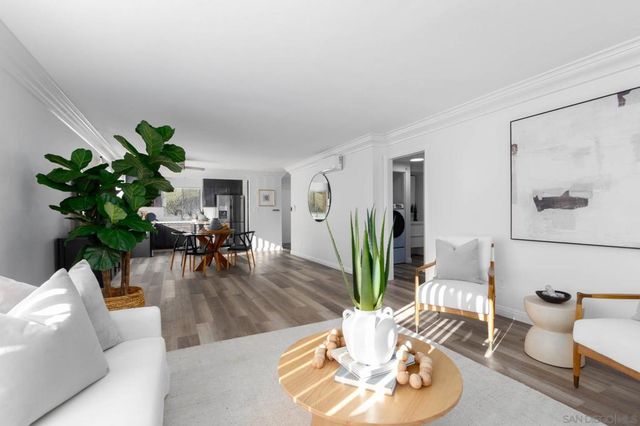 1011 Martina Court, San Marcos, CA 92078