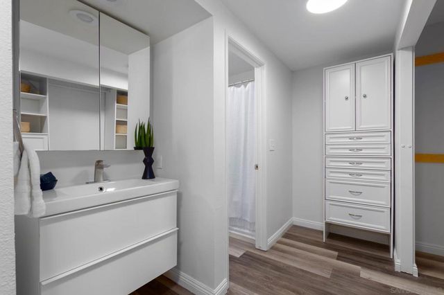 1011 Martina Court, San Marcos, CA 92078