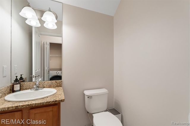 6108 Heron Hills Drive 56, Walled Lake, MI 48390