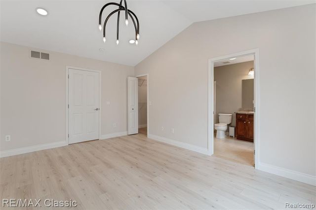 6108 Heron Hills Drive 56, Walled Lake, MI 48390