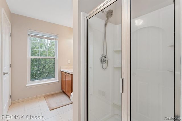6108 Heron Hills Drive 56, Walled Lake, MI 48390
