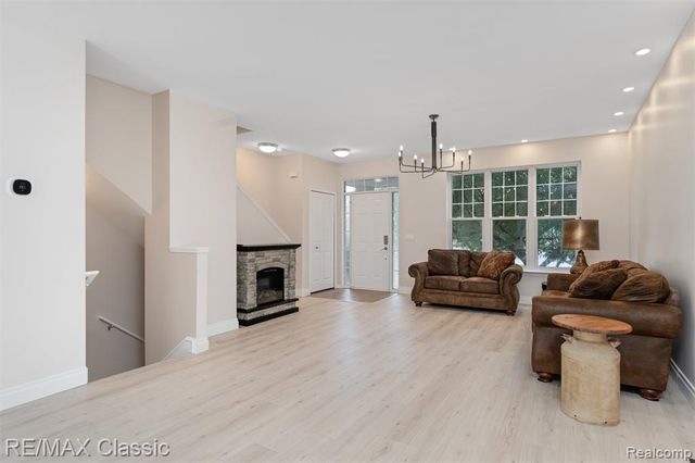 6108 Heron Hills Drive 56, Walled Lake, MI 48390