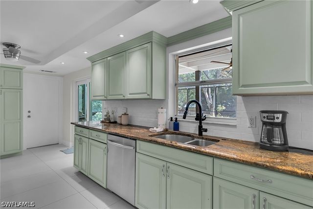 3510 15th AVE SW, Naples, FL 34117