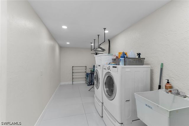 3510 15th AVE SW, Naples, FL 34117