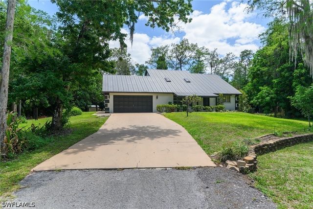 3510 15th AVE SW, Naples, FL 34117