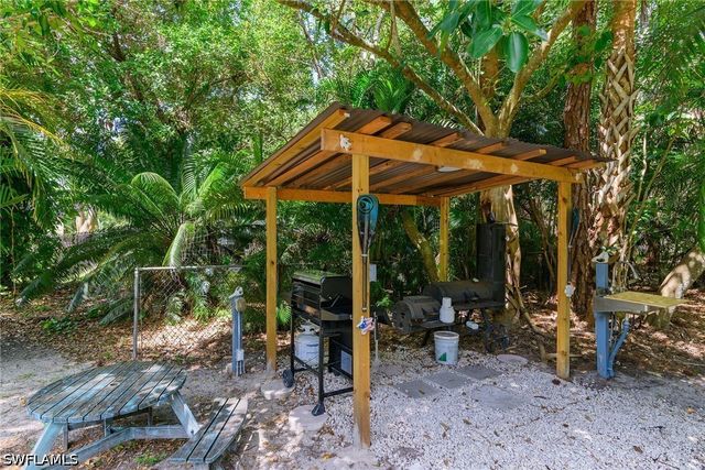 3510 15th AVE SW, Naples, FL 34117