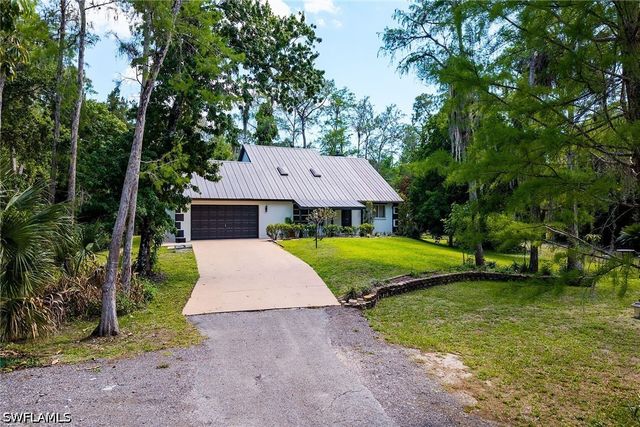 3510 15th AVE SW, Naples, FL 34117