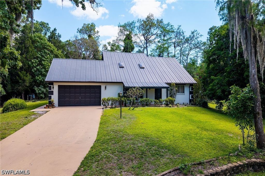 3510 15th AVE SW, Naples, FL 34117