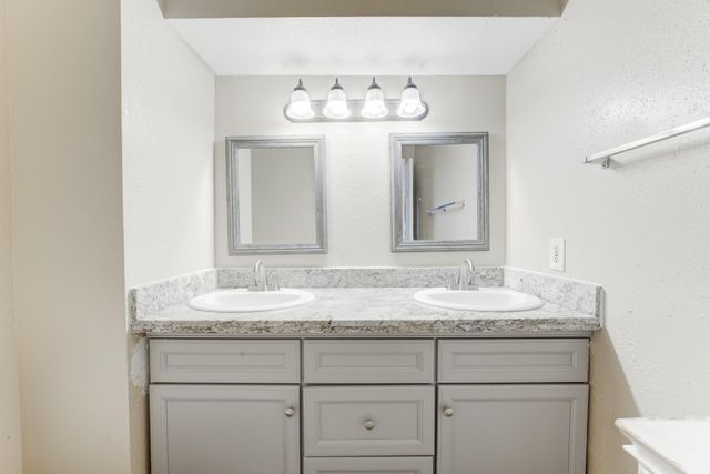 2806 Quail Valley East Drive, Missouri City, TX 77489
