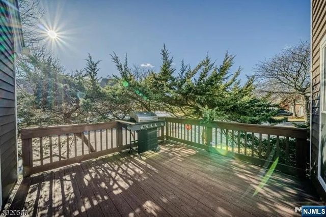 279 De Rose Court, West Orange, NJ 07052